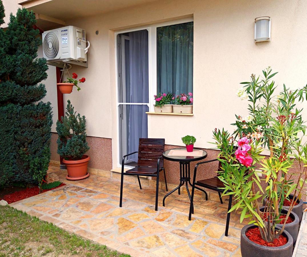 Iris Guesthouse Ohrid Exterior foto