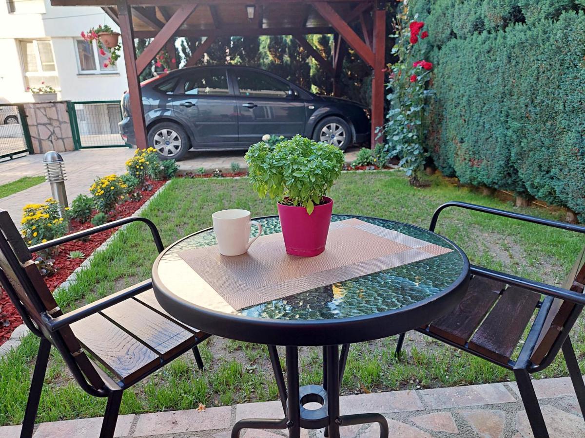 Iris Guesthouse Ohrid Exterior foto