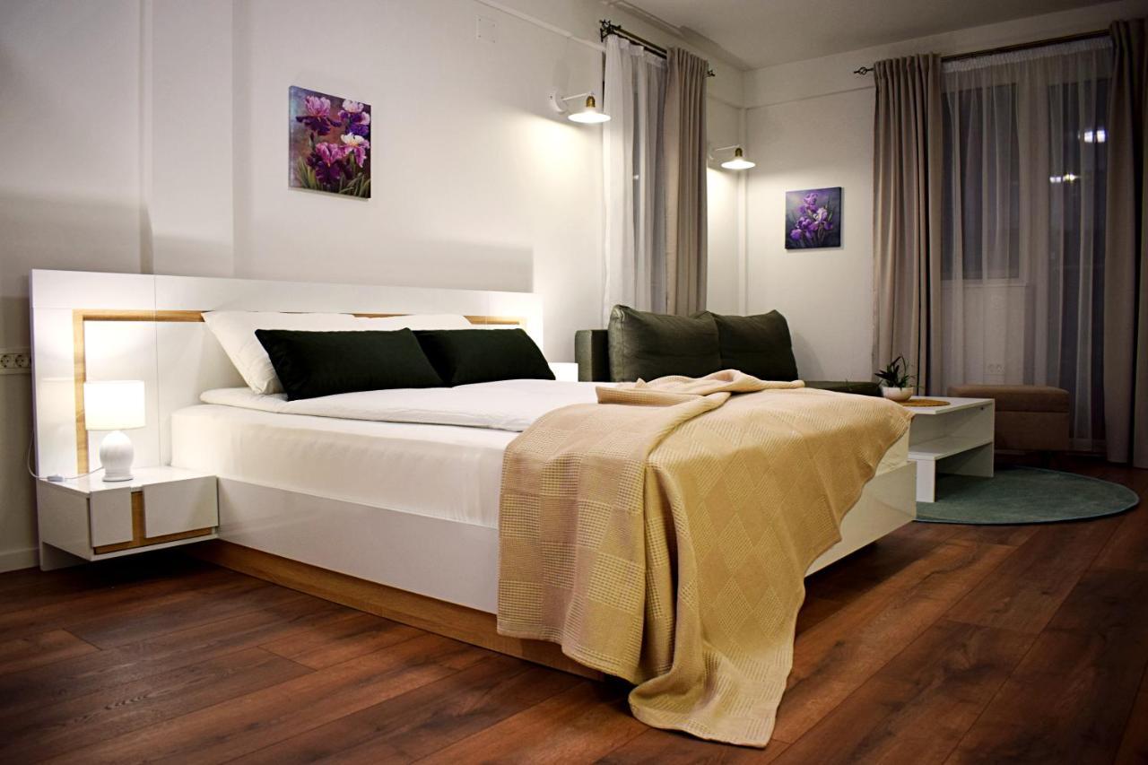 Iris Guesthouse Ohrid Exterior foto